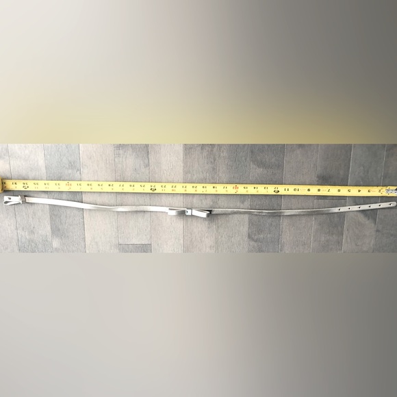 38 inches long silver belt with bow - Picture 2 of 4